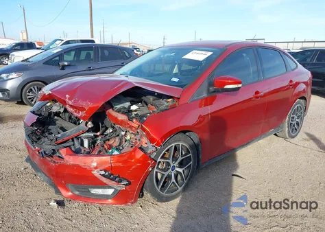 2018 Ford Focus Sel z USA, uszkodzony, nr VIN 1FADP3H28JL259121